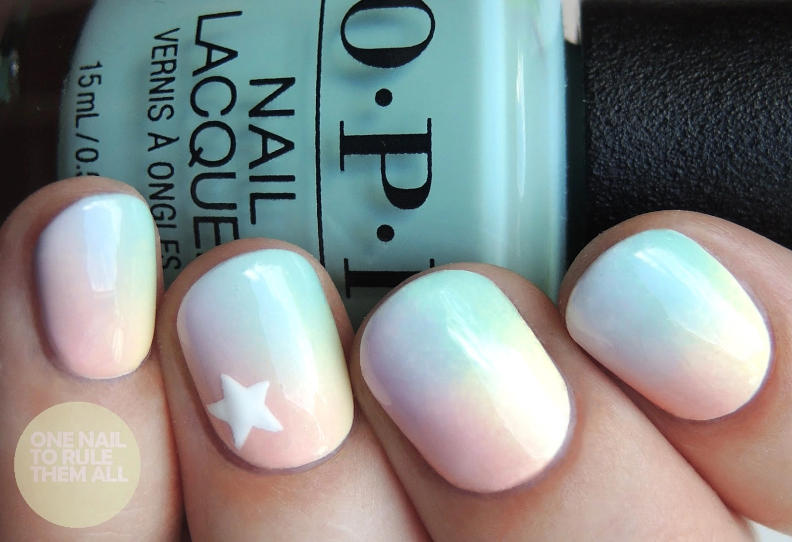 38 Radiant Blue Ombre Nails With Stars: Nighttime Glow