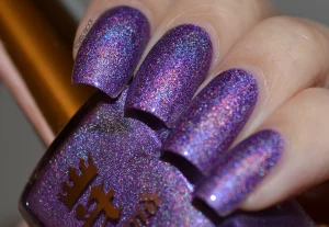 49 Trending Glitter Icicle Nail Art 2025: Winter Magic
