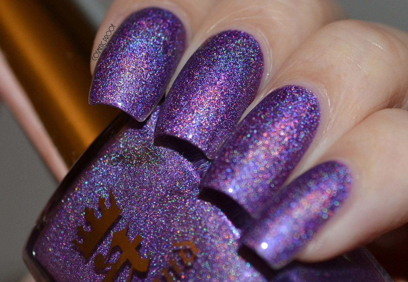 49 Sparkling Glitter Icicle Nail Art 2025: Shine Bright