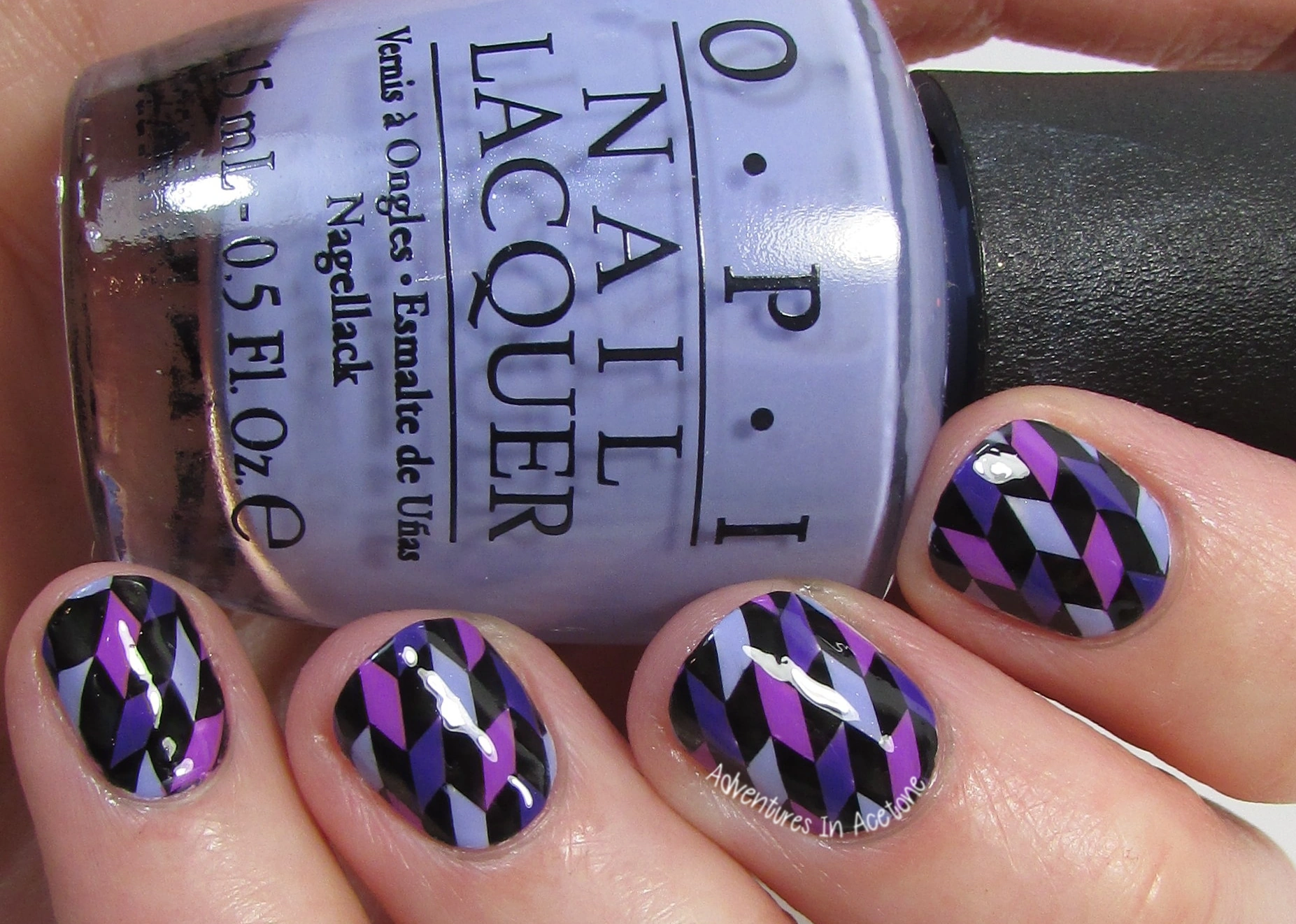34 Stunning Purple Geometric Abstract Nails: Glow