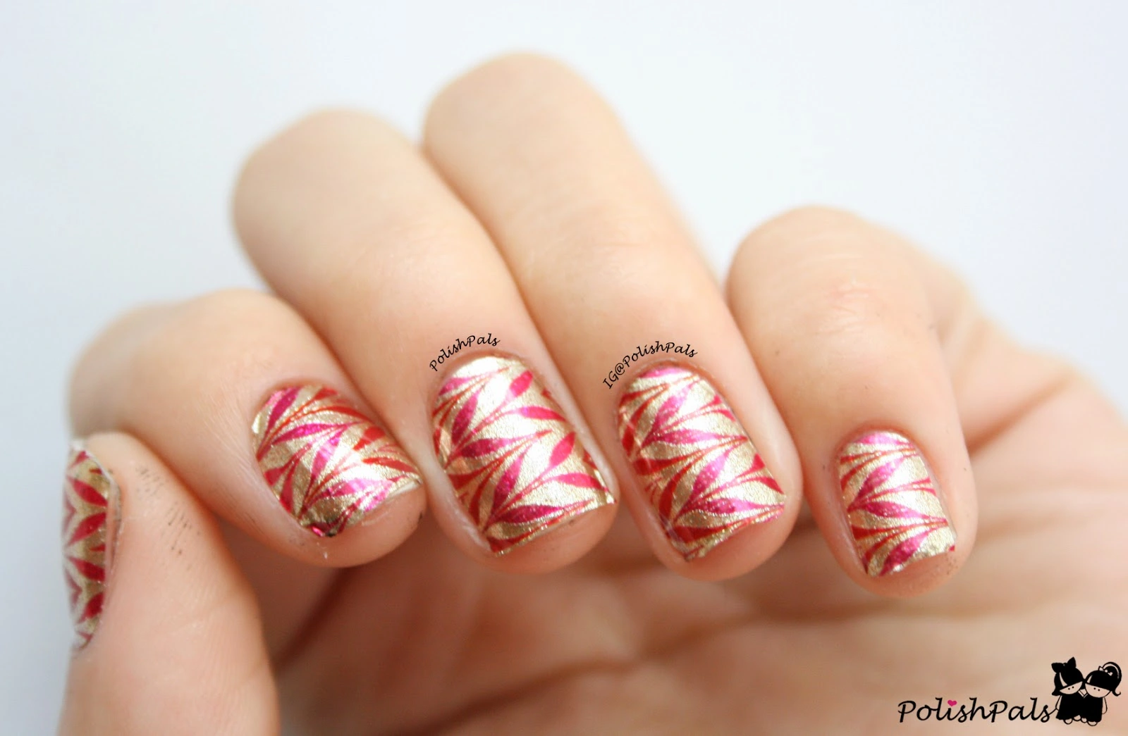 41 Sleek Red Nail Design Marble Style Pattern Glow