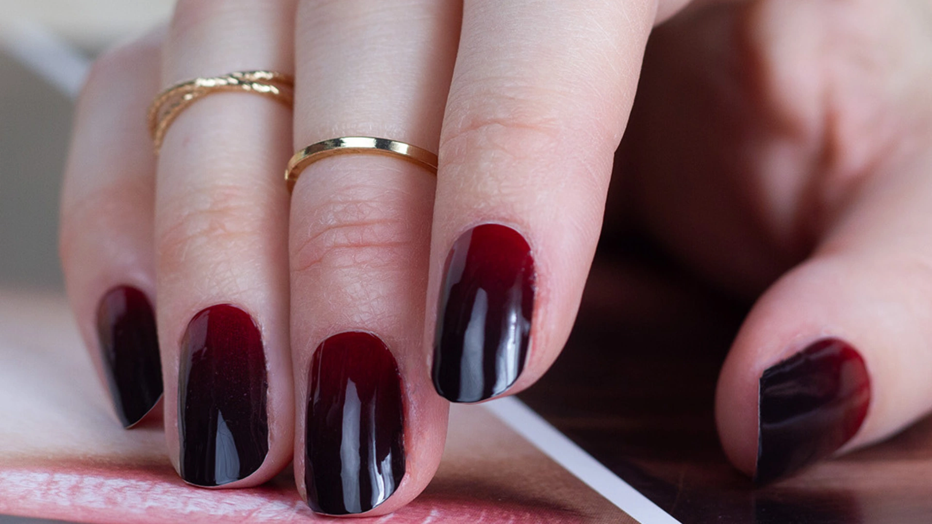 38 Stunning Red Ombré Nail Art Turns Heads Instantly