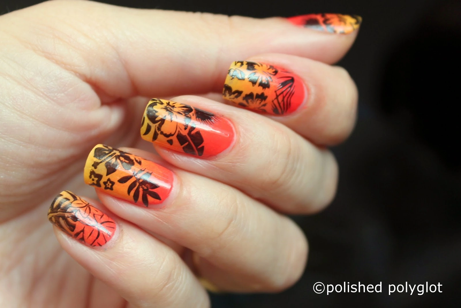 36 Chic Sunset Beach Summer Nail Designs: Ocean Glow