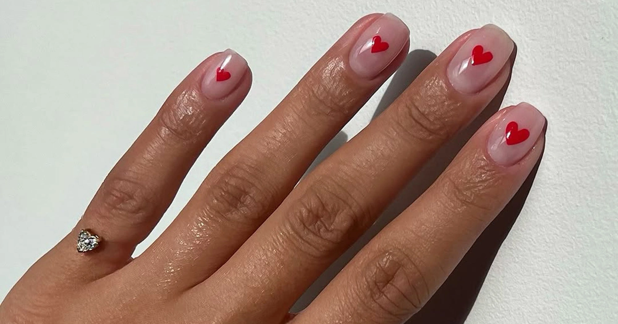 35 Sweet Valentine’S Heart Pattern Nails Sparkle