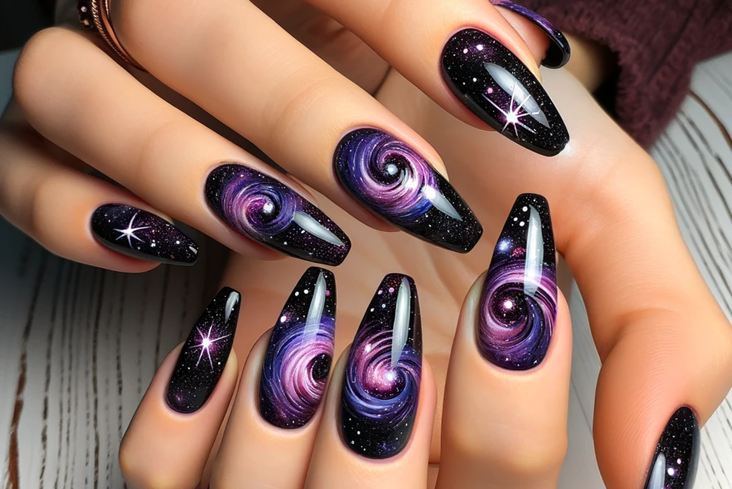 38 Glorious Vibrant Purple Marbled Nail Art For Trendy Nights
