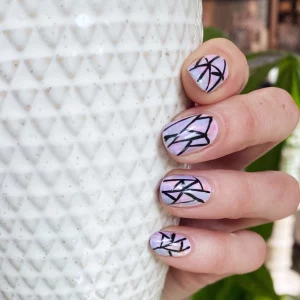 2025 Pastel Geometric Nails: Fresh Spring Finesse