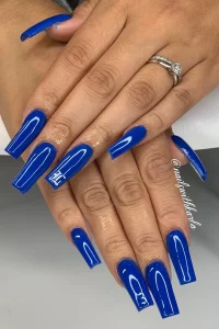 17 Stunning 2025 Royal Gold Nails With Accents