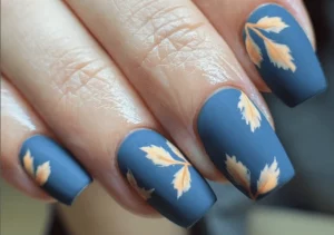 35 Acrylic Short Nail Designs Featuring Metallic Leaf