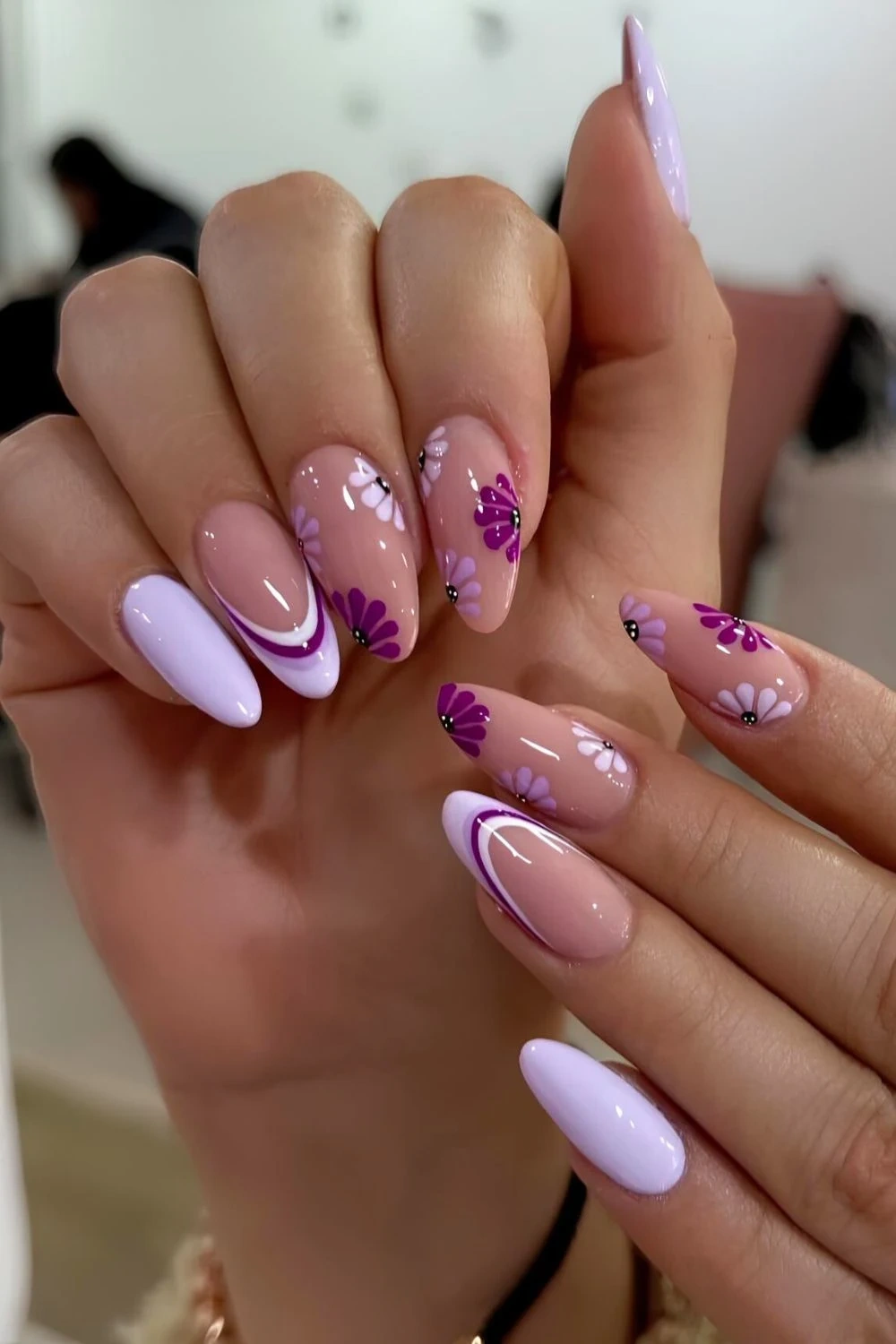 Almond Nail Designs 2025