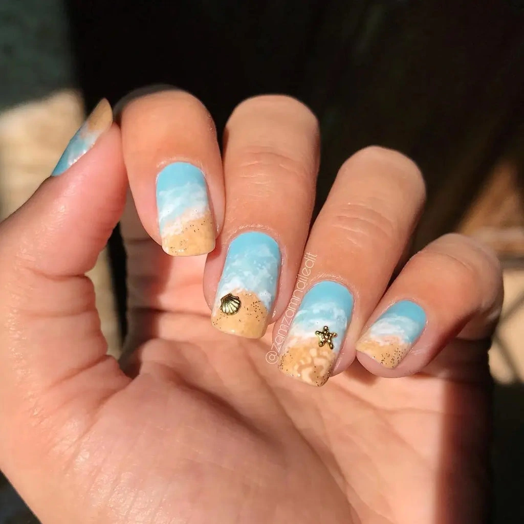August Beach-Themed Nail Designs