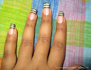 Bright Black Stripe Nail Pattern Trends