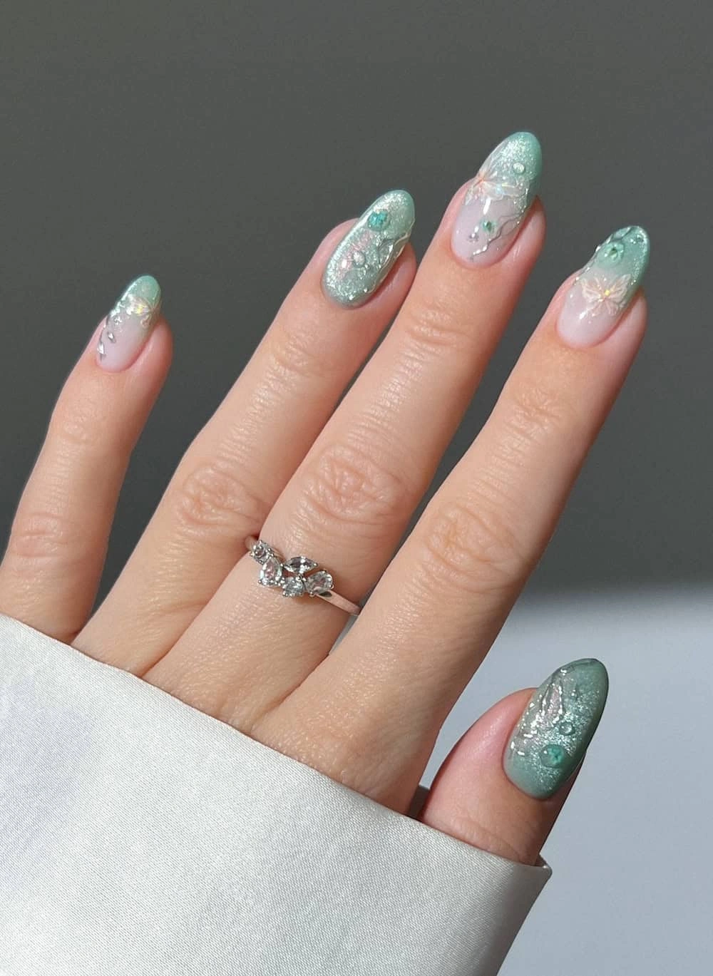 28 Vibrant Bright Summer Green Nails 2025 And Shine