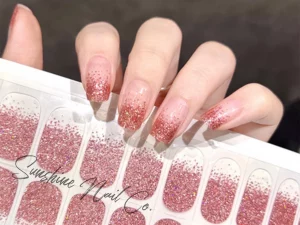 17 Delicate Rose Pink Nails Decorating