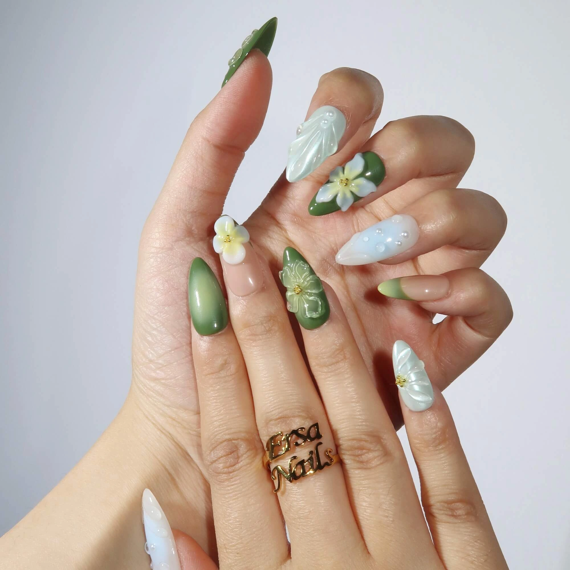 39 Fresh Eco-Friendly 2025 Spring Nail Trend Bloom.