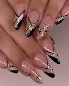 34 Quick Ideas For Festive Glitter Nail Design 2025
