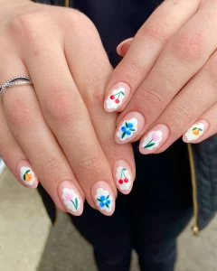 28 Gorgeous Floral 2025 Nail Patterns