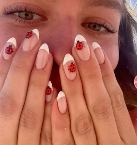 34 French Tip Nail Art 2025 Trends You Can'T Miss