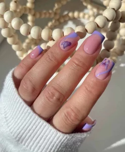 33 Stunning Light Purple Nail Designs