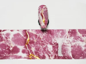 17 Maroon Marbled Motif Nail Art Design Tips