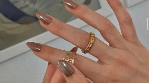 39 Minimalist Polish Nail Design 2025: A Quiet Trend