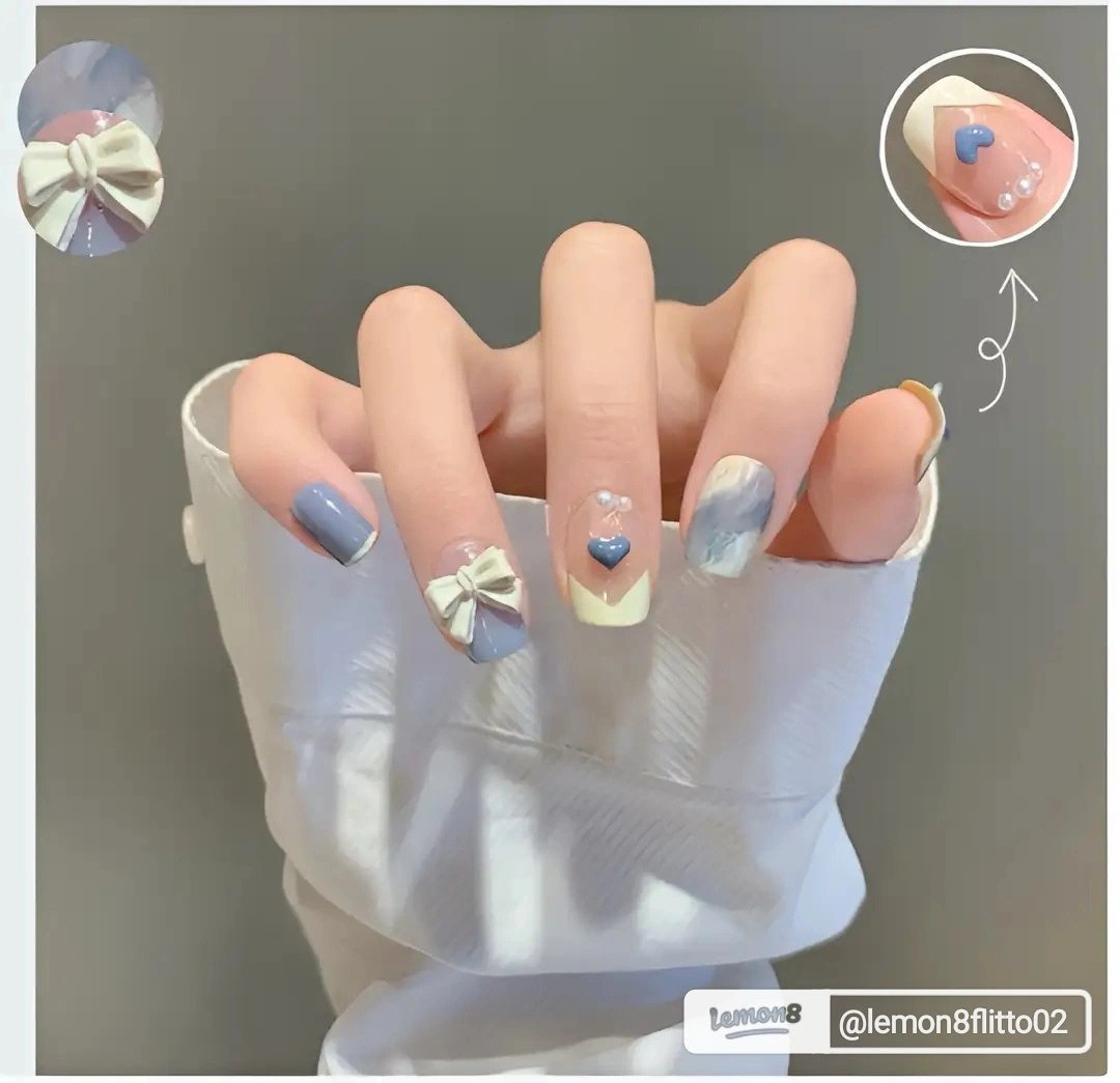 8 Stunning Nail Art Warna Biru Dreams Bright And Shine