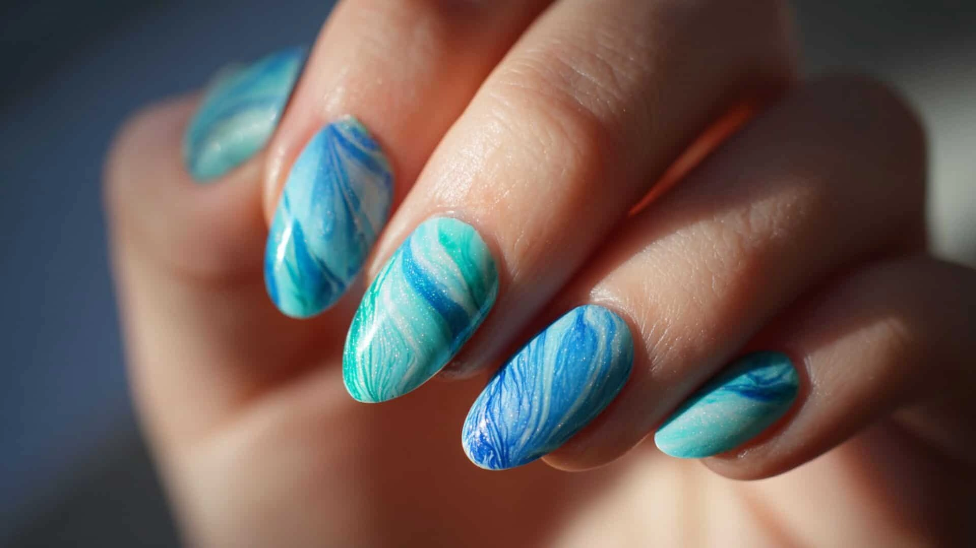 31 Trendy Ocean Breeze Nail Art Trends 2025 – Surf Mood