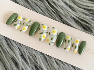 24 Glamorous Olive Green Nail Floral Design Tips