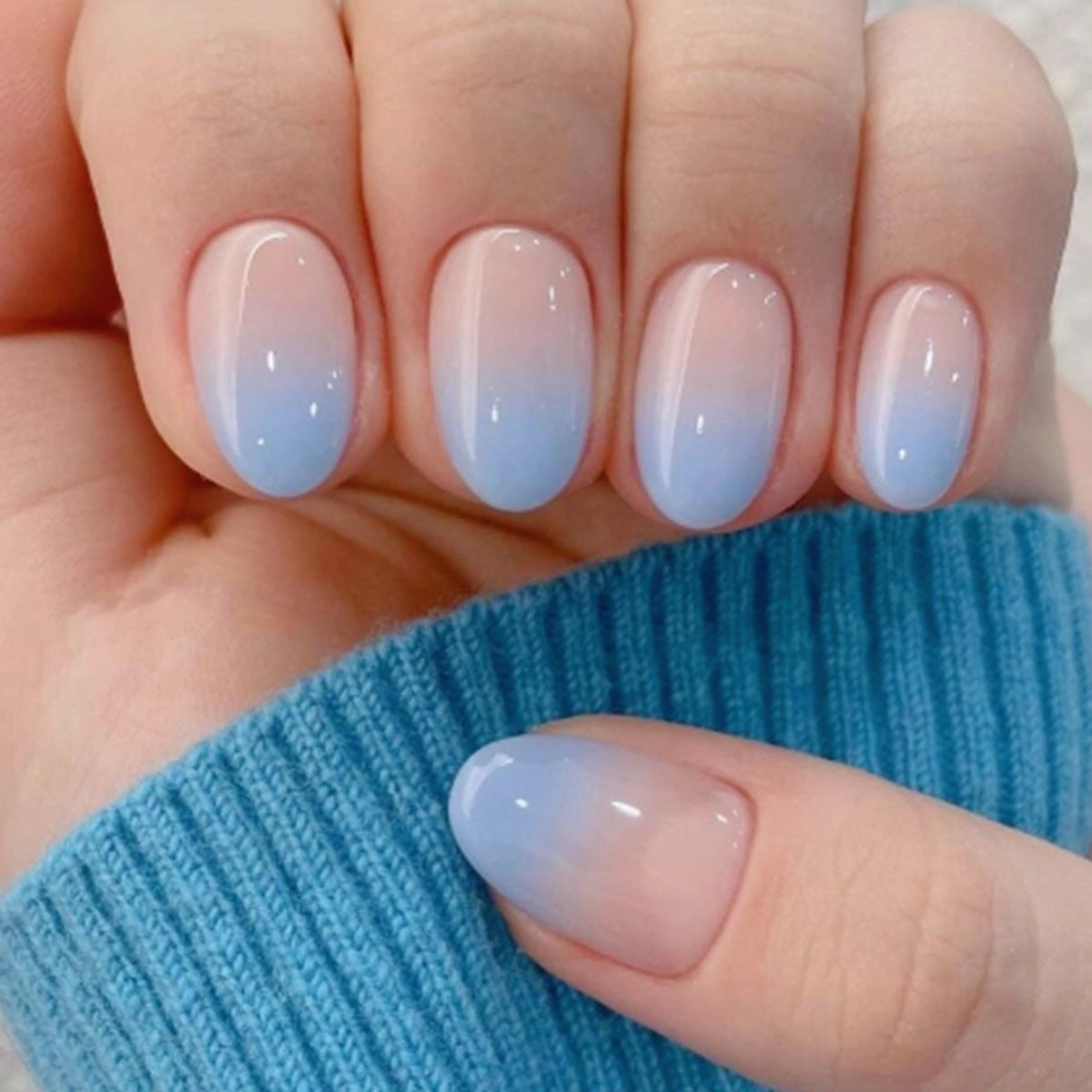 Pastel Gradient Pink Nails Trend