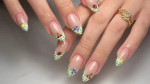 44 Fresh Pastel Summer Nails Trend 2025