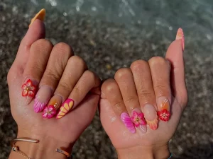 23 Trendy Pastel Tropical Nails 2025: Summer Shimmer