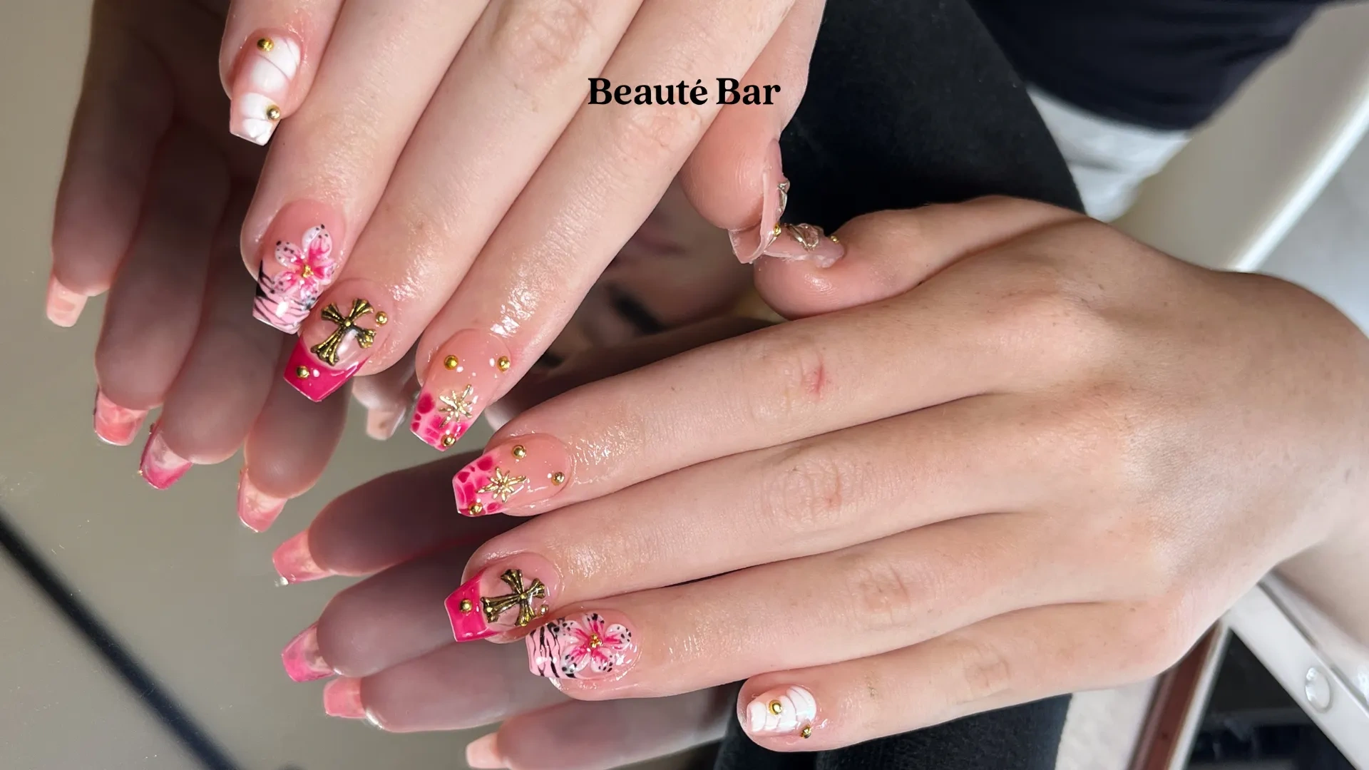 42 Glowing Fresh Pink Nail Art Trend 2025: Shine On