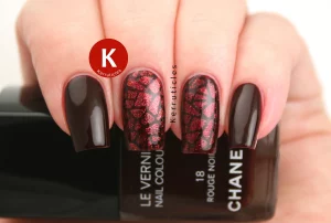 17 Vibrant Red Nail Geometric Pattern Designs