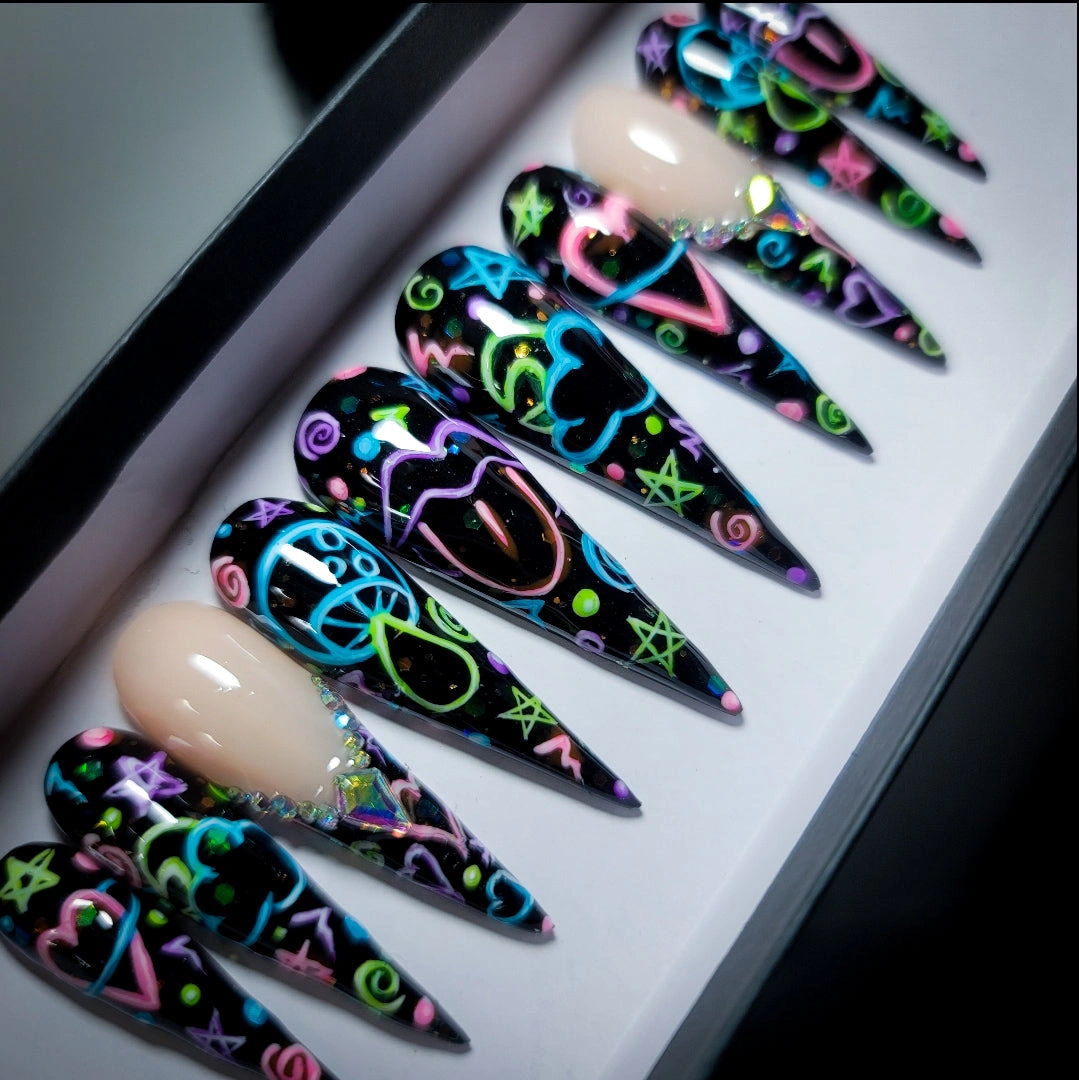 Sci‑Fi 3D Nails With Neon