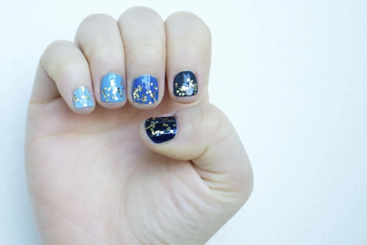 23 Elegant Short Blue 5 Gradient Nail Tips For Glam