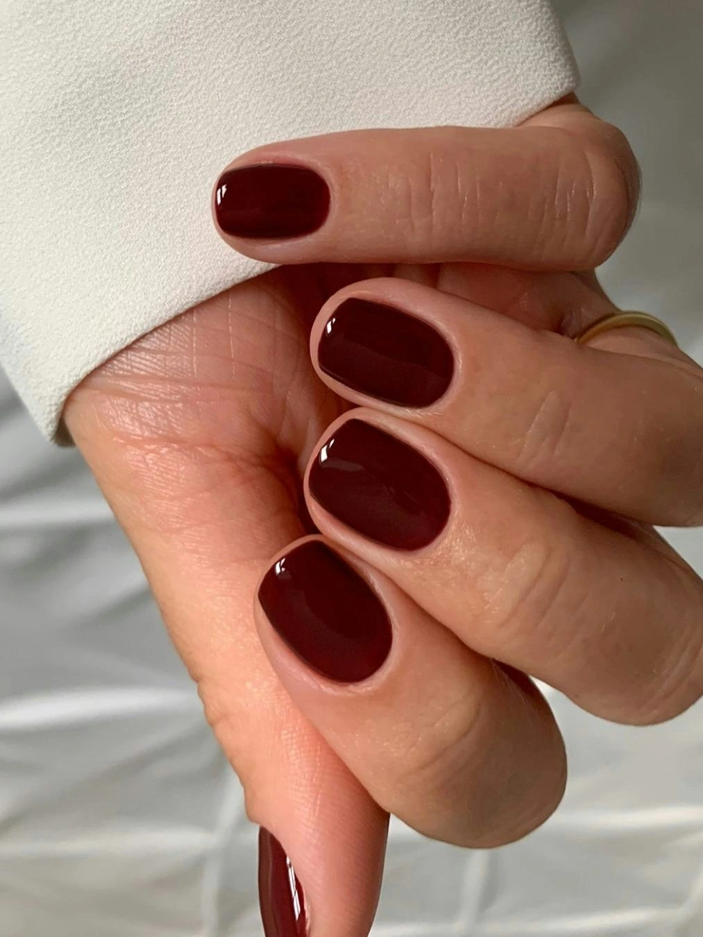 26 Sleek Short Fall Minimalist Nail Styles For Calm