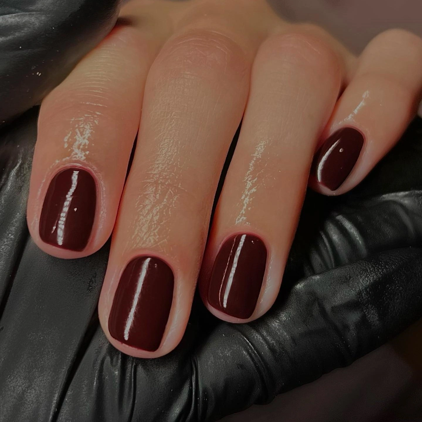 33 Sleek Short Nail Chic Simple Styles: Effortful Chic