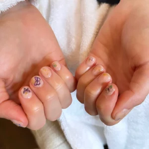 35 Trendy Short Simple Nail Designs To Try