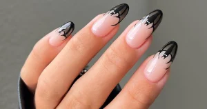 40 Simple Monochrome Nail Trend 2025 Guide
