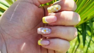 Trendy Summer Dip Nail Designs To Brighten Your Day