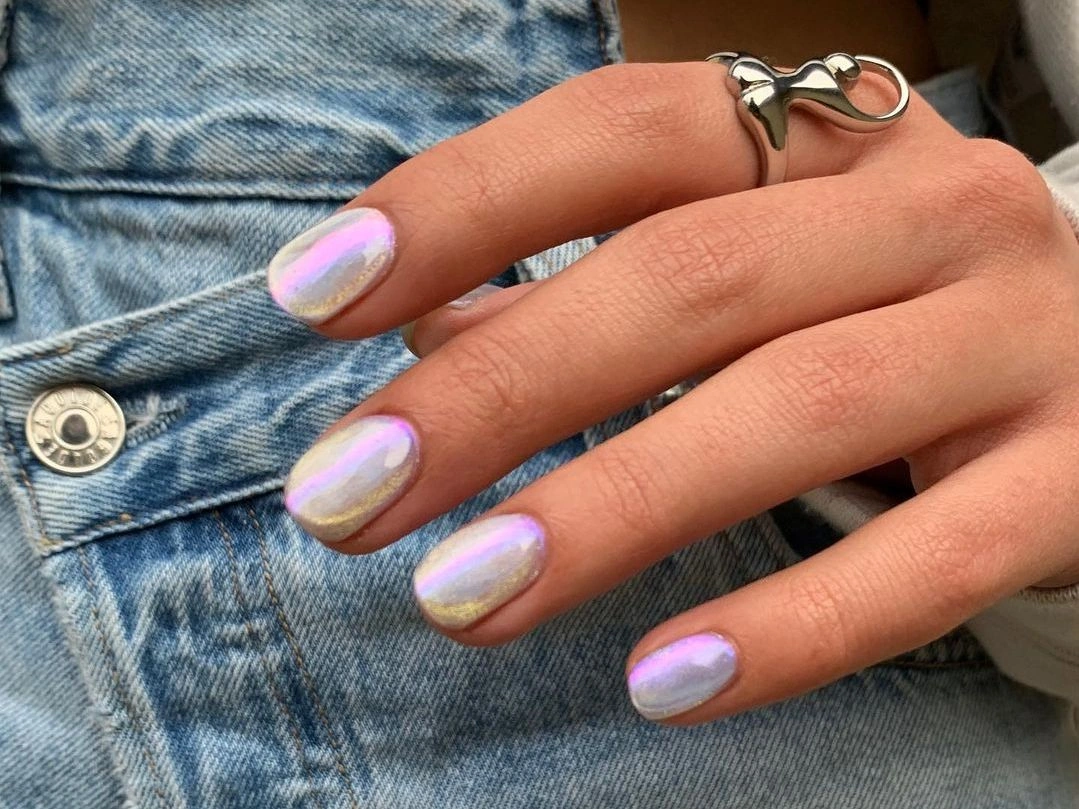27 Frosty Transparent Ice Crystal Nail Look: Ice Dreams