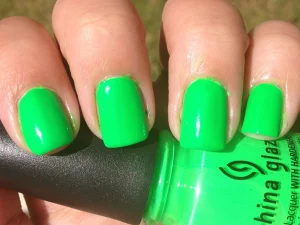 Vivid Neon Men'S Nail Style Guide: Stand Out