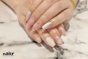 16 Stunning White Marble Pattern Nail Art Ideas