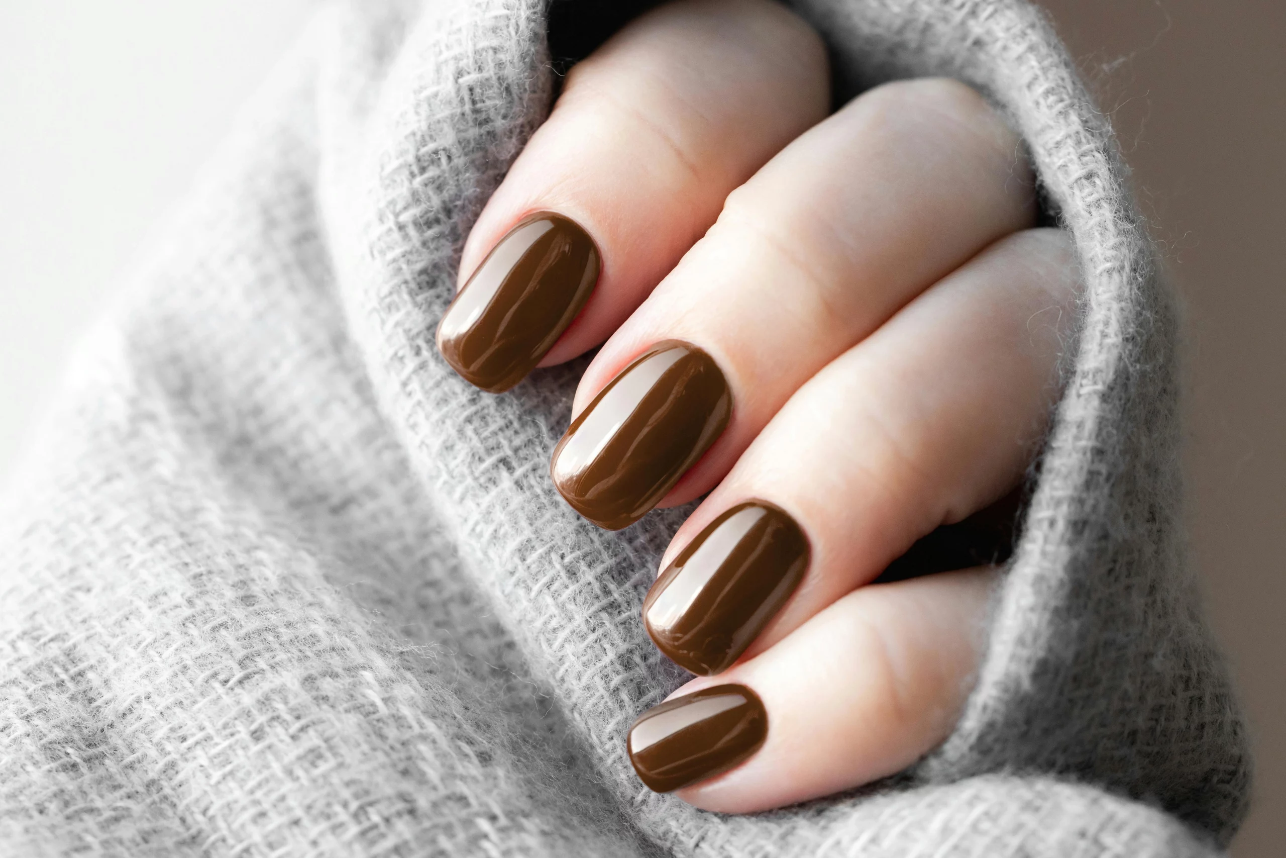 23 Sleek Chocolate Elegant Long Nail Design Autumn Glow