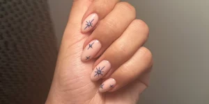 28 Glimmering Fireworks Inspired Nails Collection