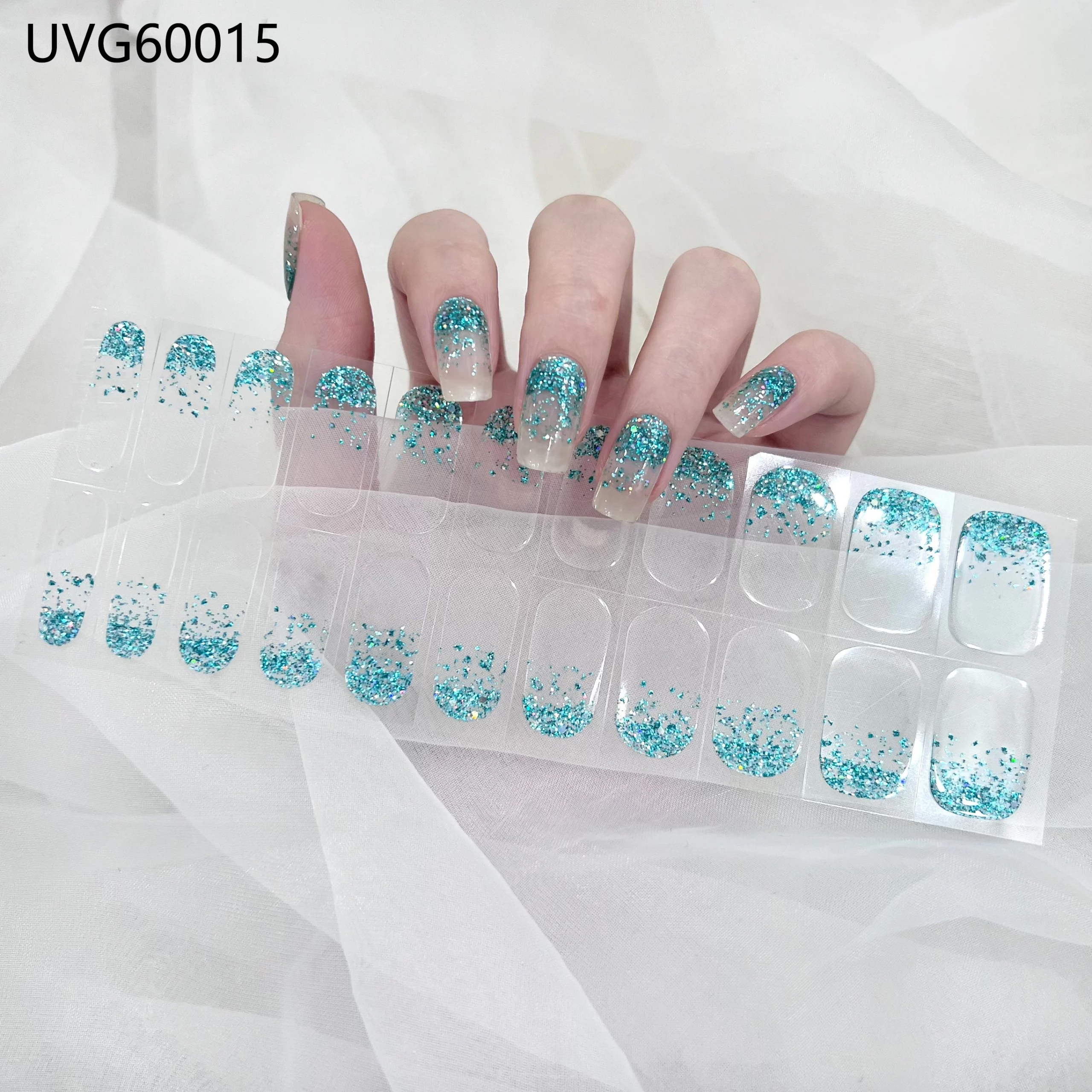 9 Fresh Nail Art Biru Muda Designs That Sparkle