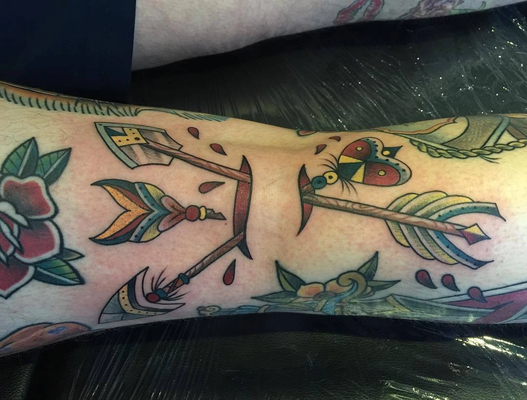 10 Vivid Arrow Through The Knee Tattoo Resilience