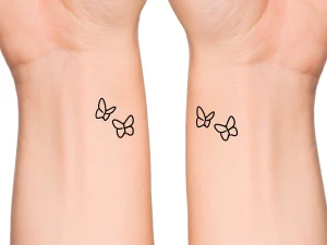 16 Best Friend Matching Finger Tattoos: Symbolic Bond