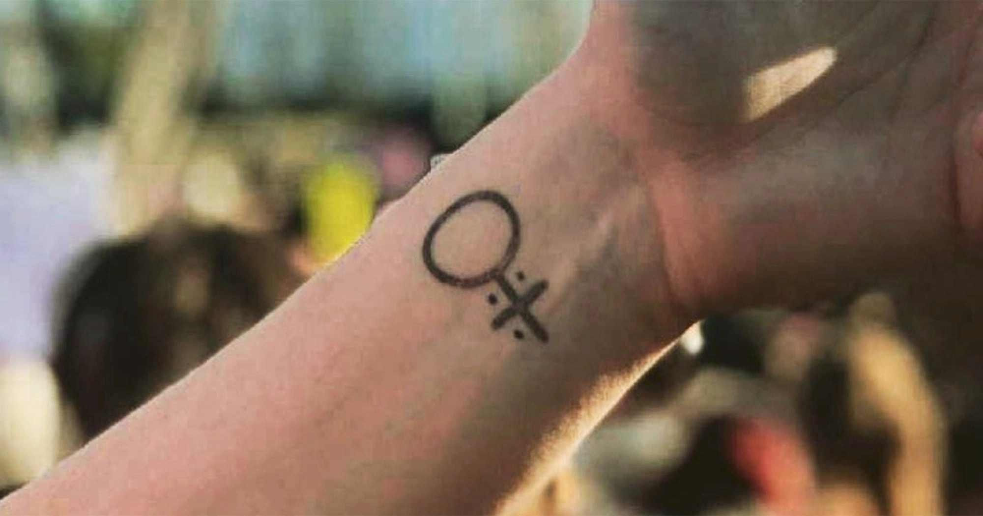 24 Bold: Female Empowerment Vintage Feminist Tattoo Designs