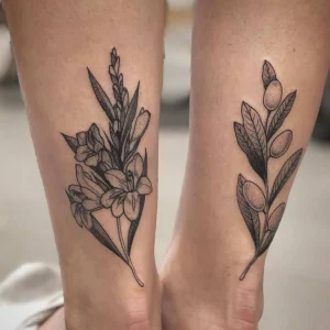 11 Stunning Lower Leg Flower Tattoo Ideas