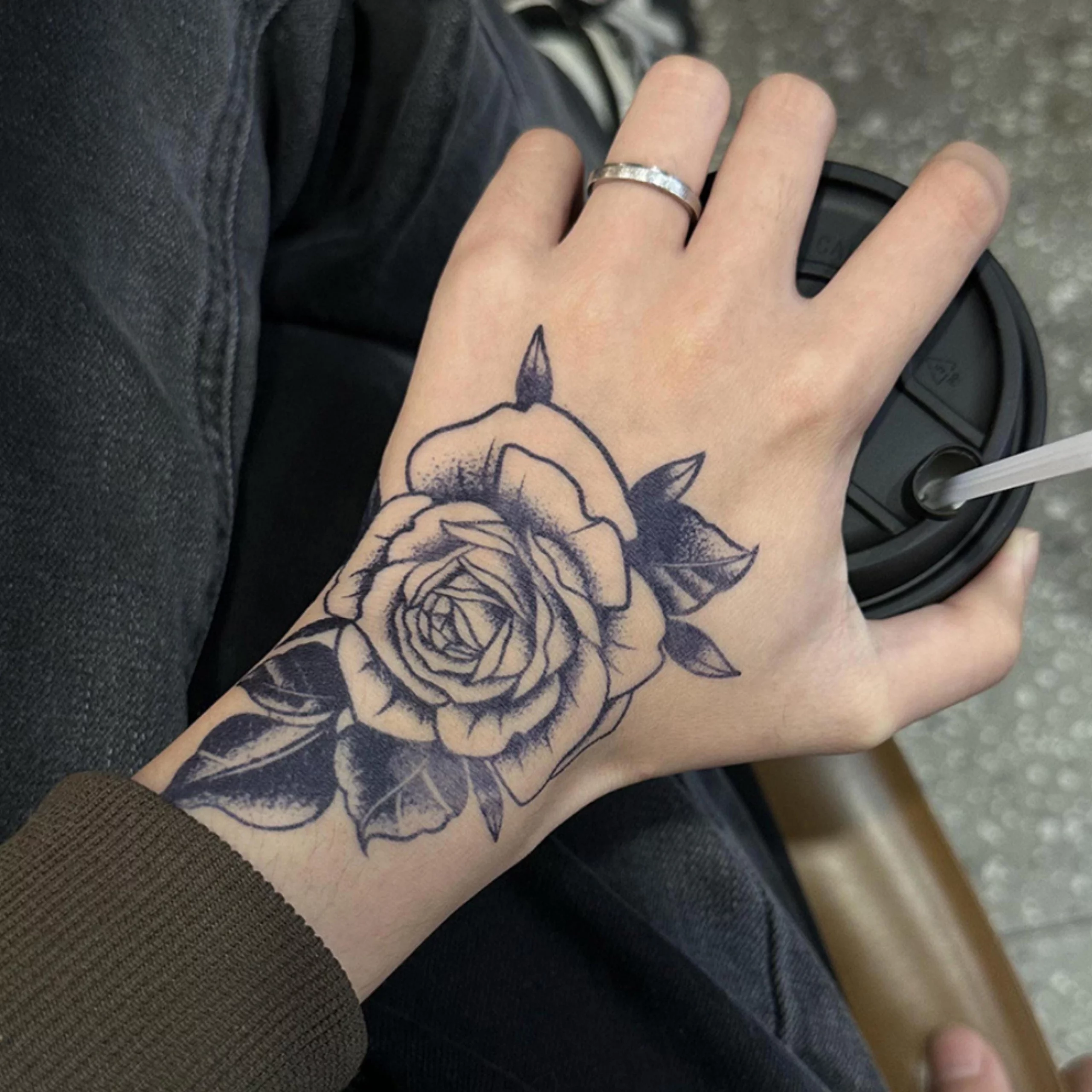 24 Elegant Blooming Flower Tattoos On The Hand: Shine